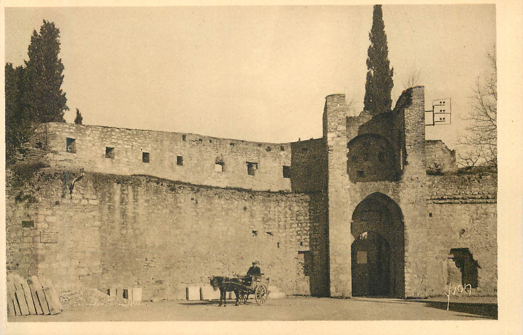 CPA La douce france cahors (lot) 14 les remparts et la porte saint michel