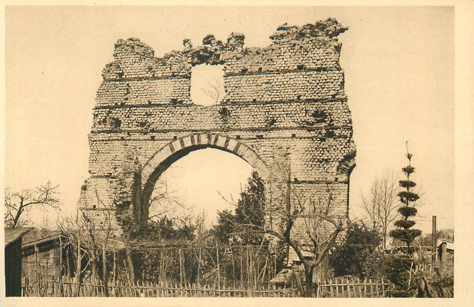 Porte de Diane — Cahors (Lot) — Éditions d'Art Yvon, Paris