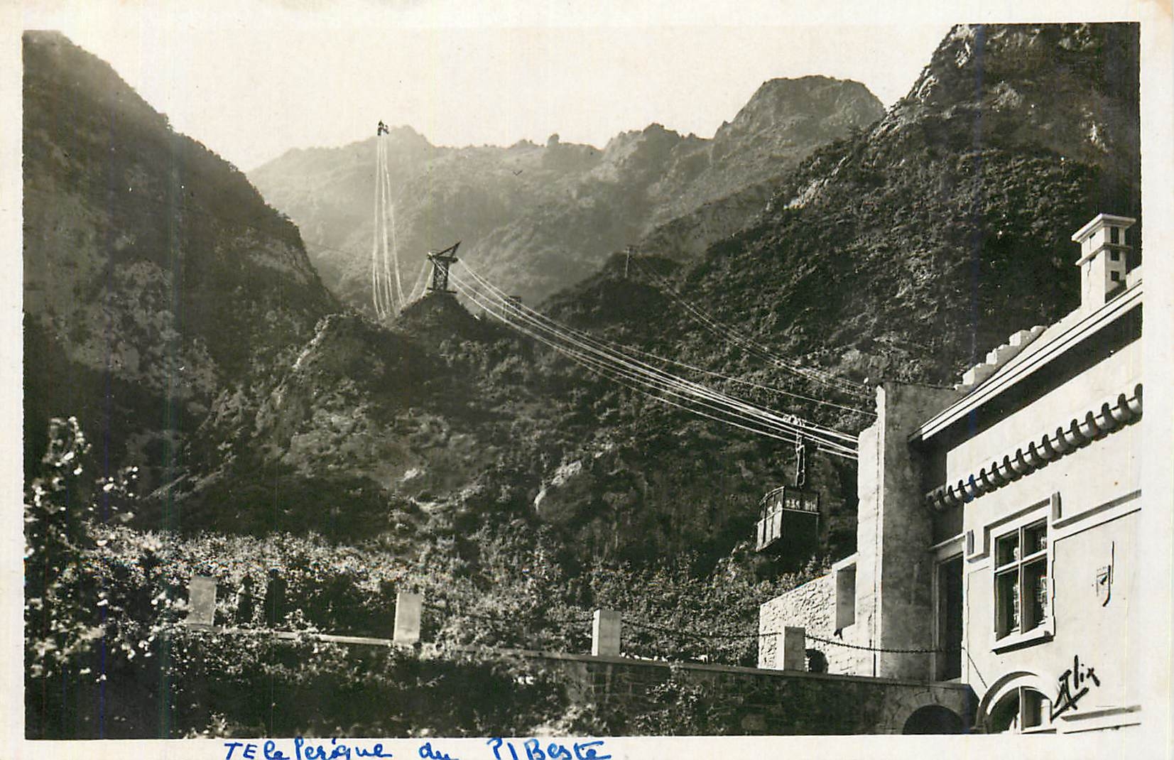 Teleférico del Pibeste — Los Pirineos — Ediciones ALIX, Bagnères-de-Bigorre