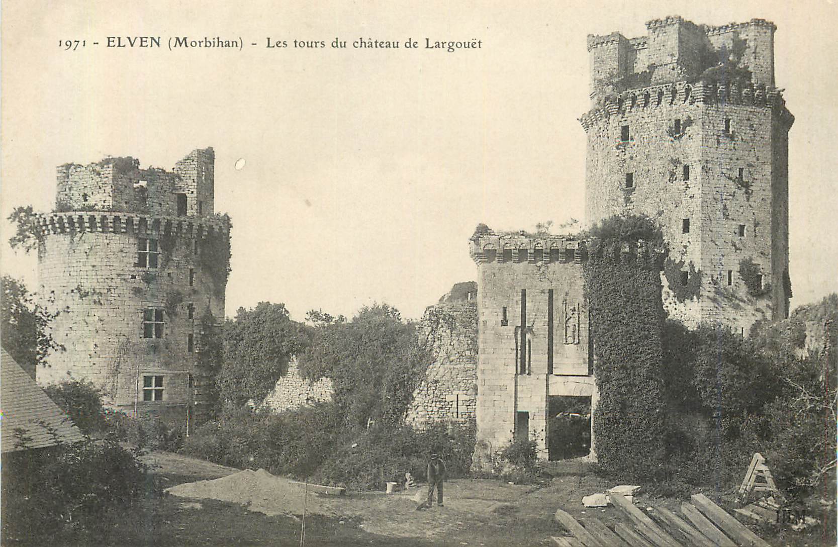Elven (Morbihan) — Ansicht der Ruinen der Türme des Schlosses Largouët — Verlag unbekannt, Seriennummer nicht sichtbar