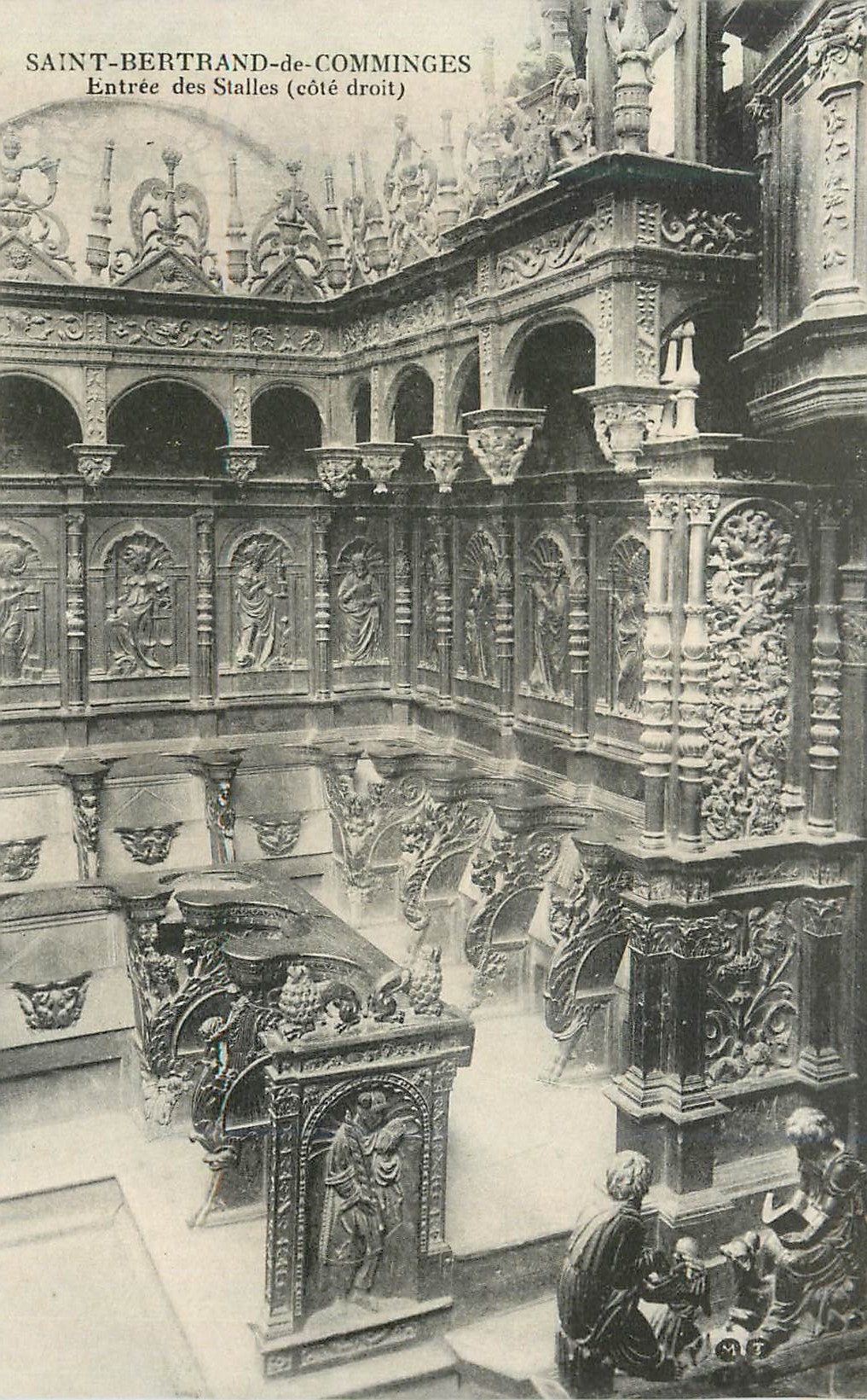 CPA Saint bertrand de comminges entree des stalles (cote droit)