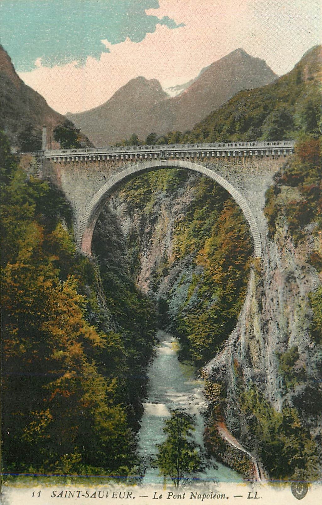 CPA 11 saint sauveur le pont napoleon