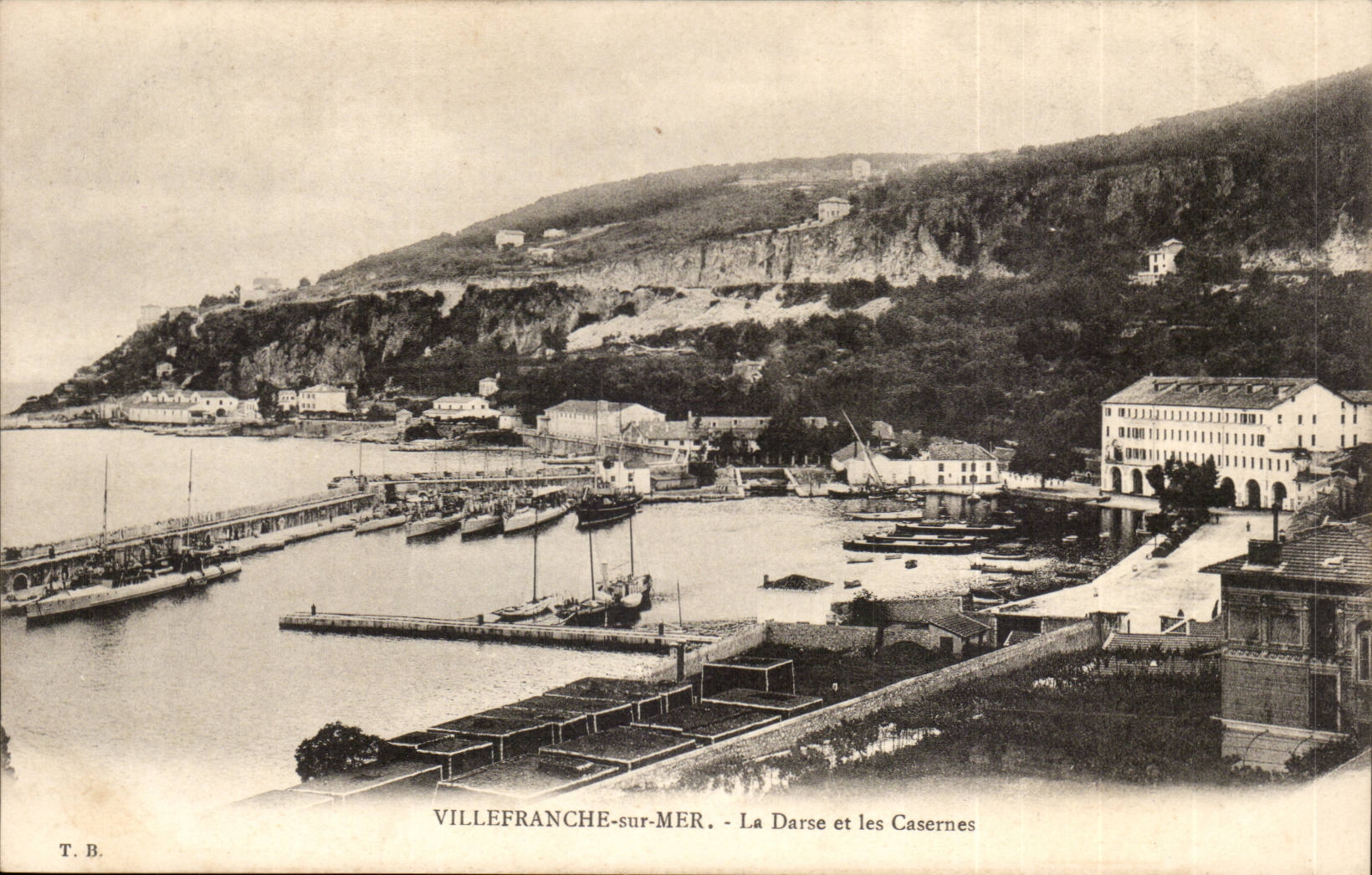 VILLEFRANCHE-sur-MER - Die Darse und die Kasernen — T.B.