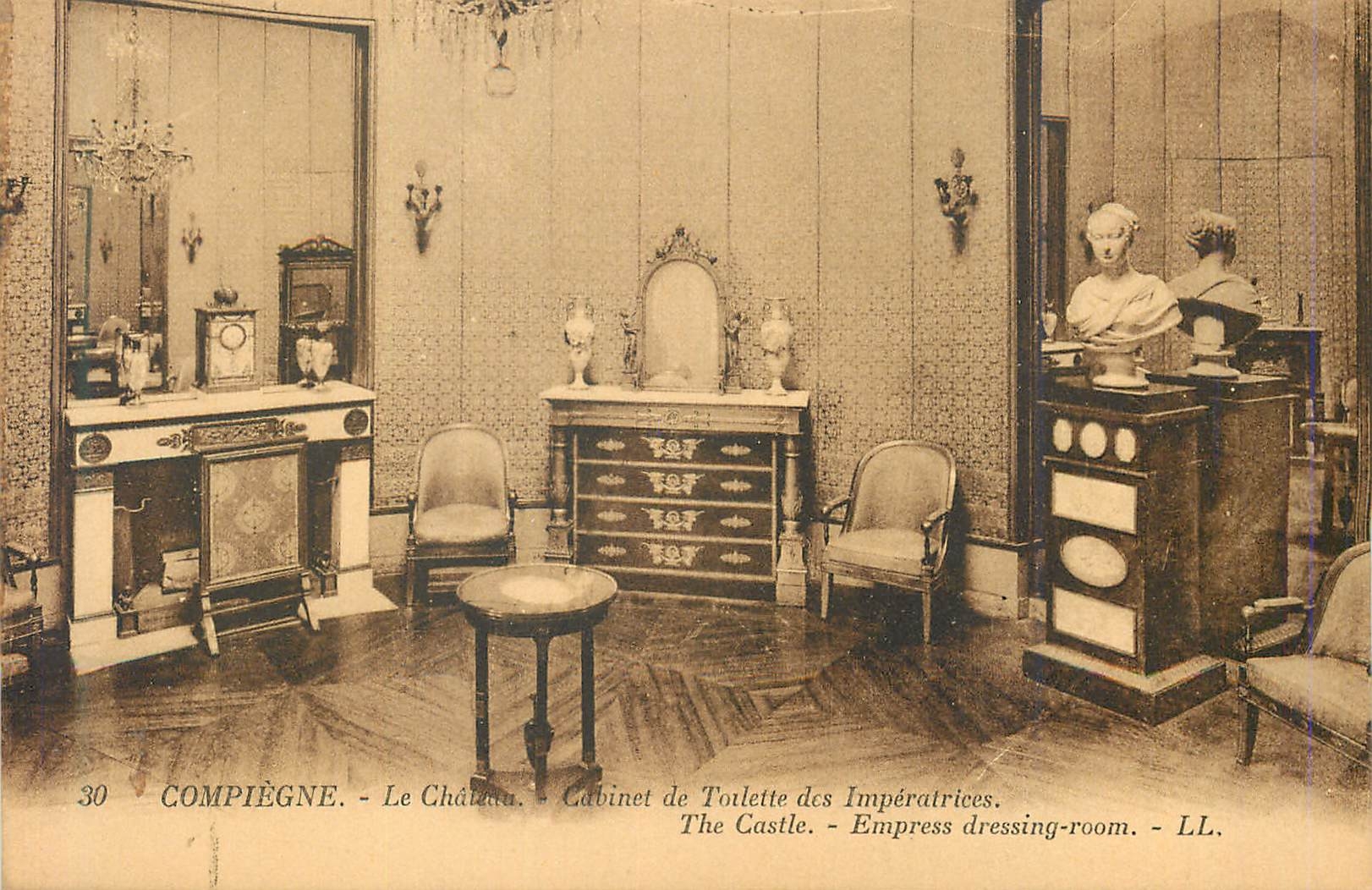 CPA Compiegne Le Chateau Cabinet de Toilete des Imperatrices 