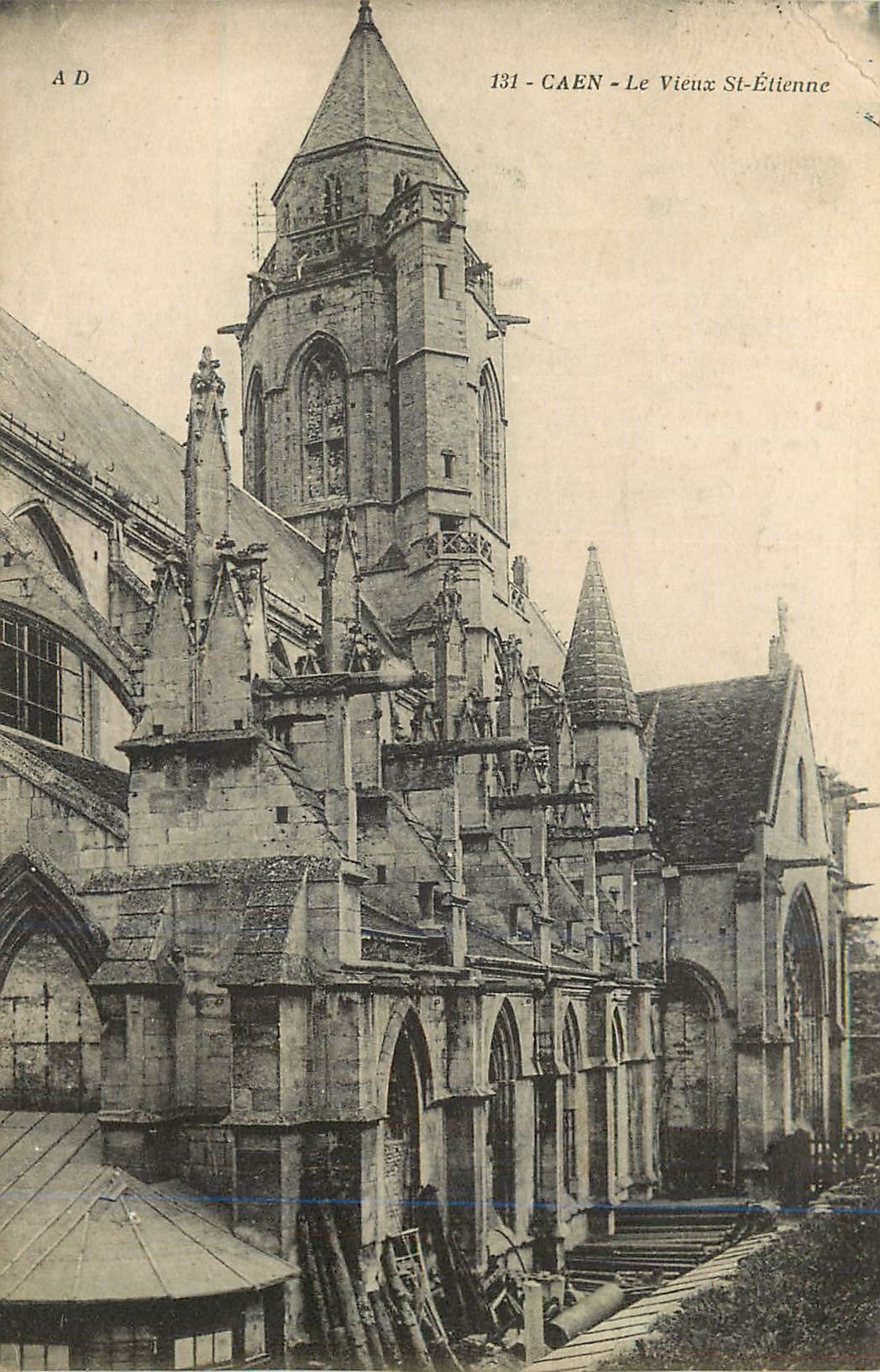 CAEN - Le Vieux St-Étienne — éditeur A D, n° de série 131