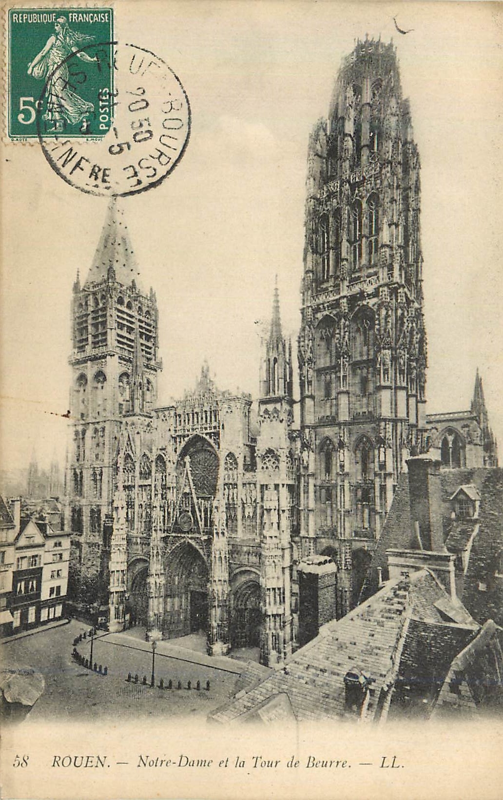 CPA Rouen Notre Dame et la Tour de Beurre 