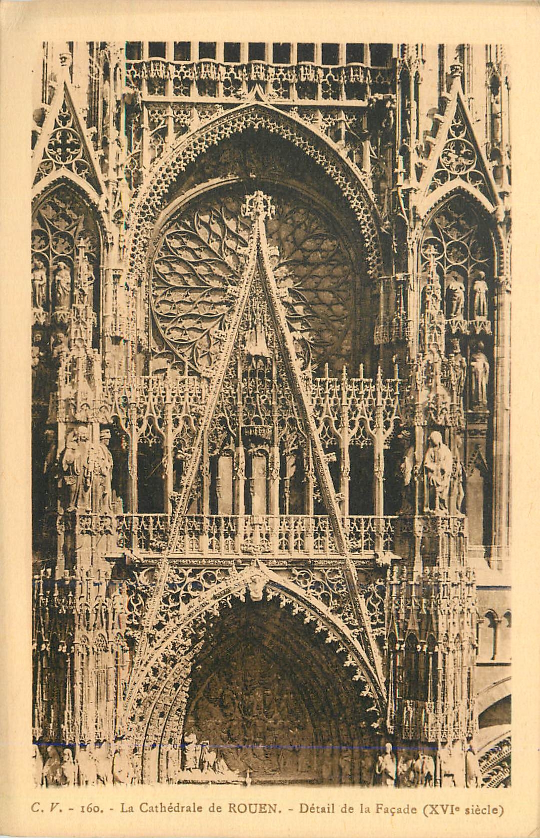 CPA La Cathedrale de Rouen Detail de la Facade 