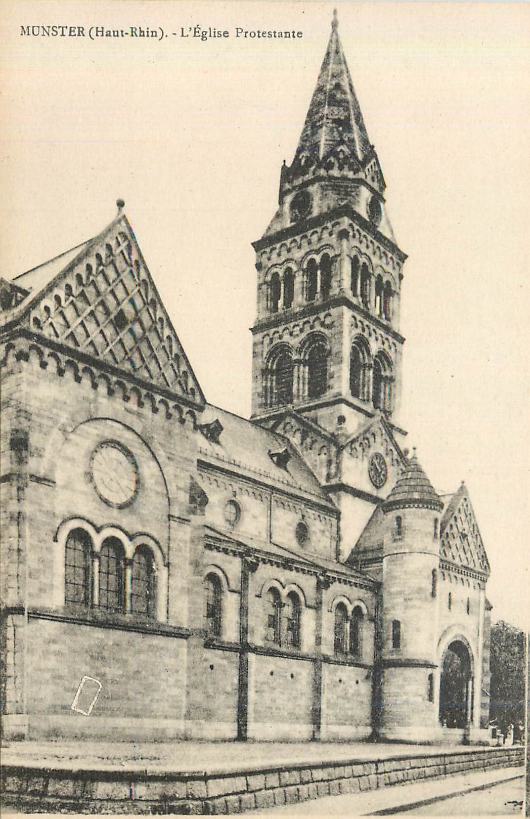 CPA Munster Haut Rhin L Eglise Protestante 