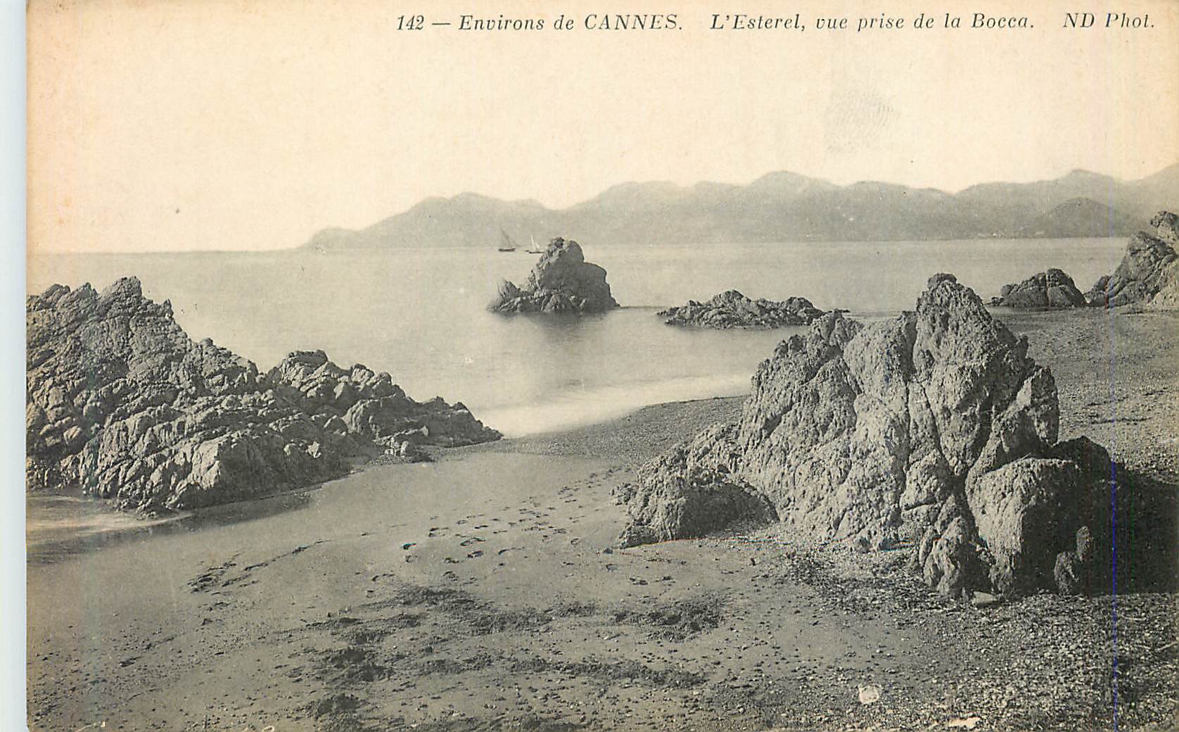 CPA Environs de Cannes L Esterel vue prise de la Bocca 