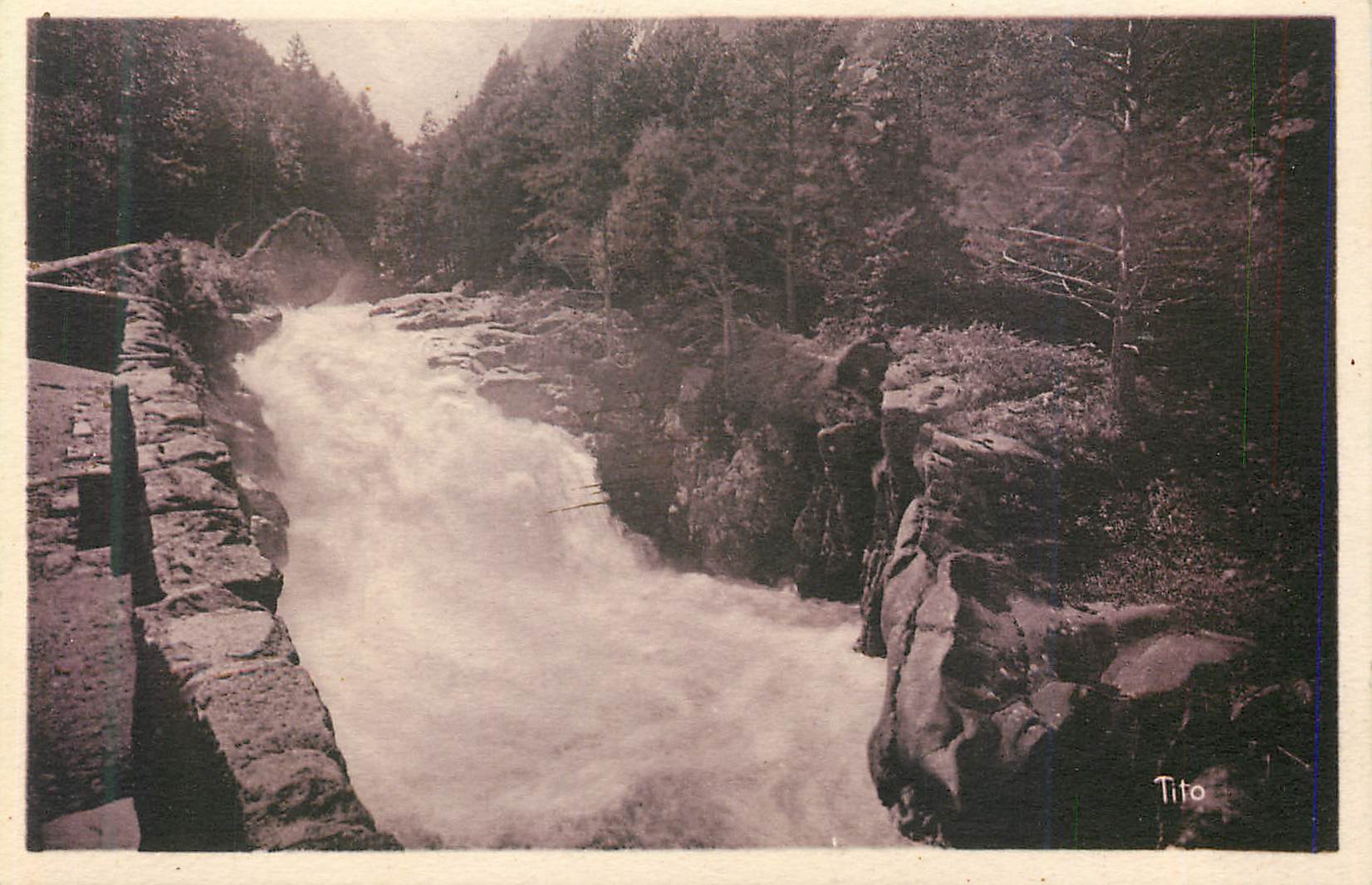 Les Pyrénées — La Cascade de Manhourat — Bloc-frères éditeurs, Bordeaux