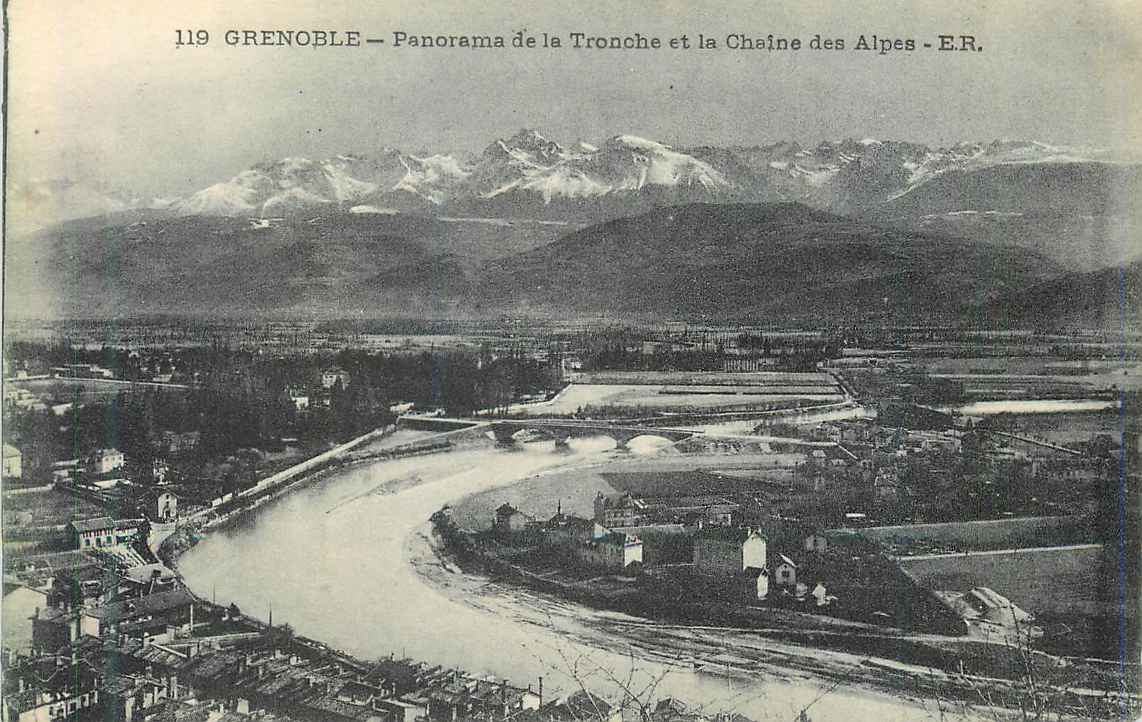 Grenoble — Panorama de la Tronche et la Chaîne des Alpes — E.R.
