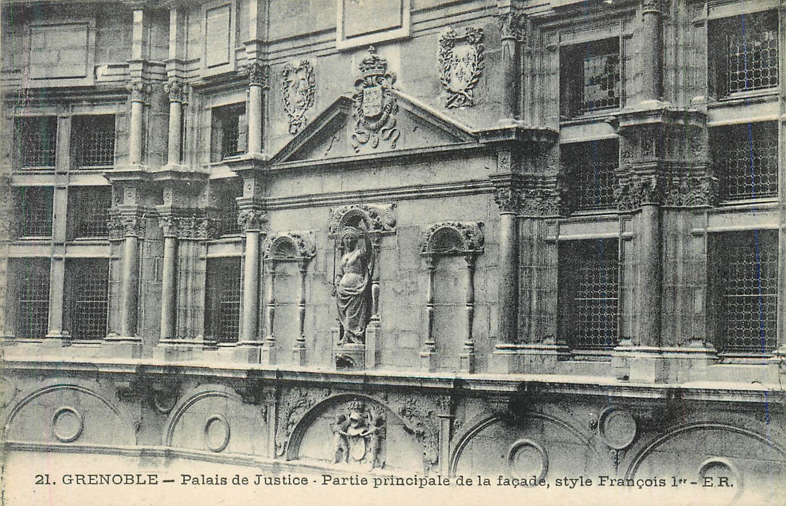 CPA Grenoble Palais de Justice Partie principale de la facade style Francois 1er