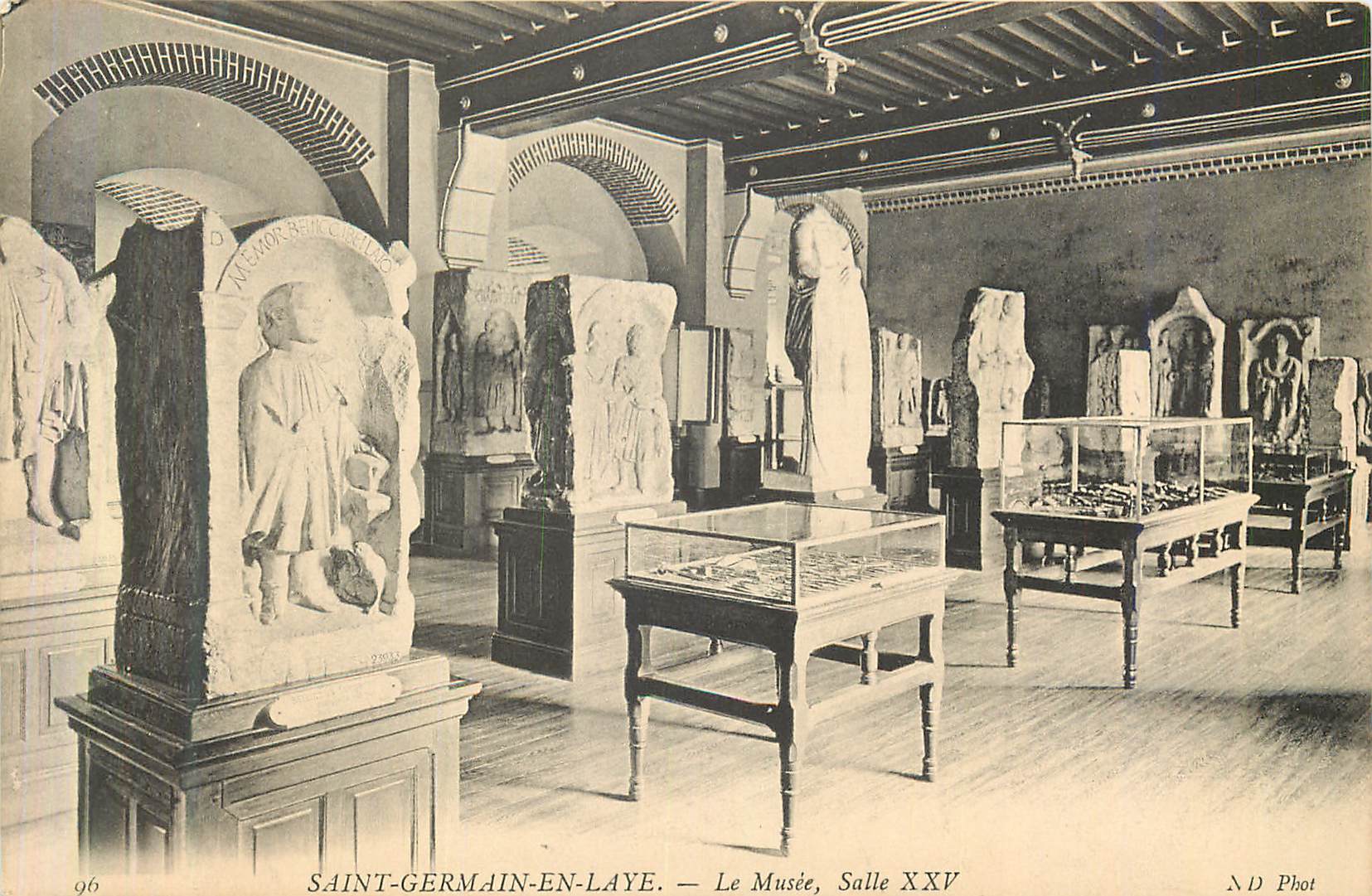 Saint-Germain-en-Laye — Le Musée, Salle XXV — ND Phot