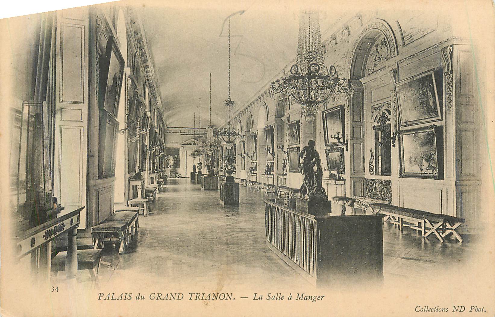 CPA Palais du Grand Trianon La Salle a Manger 