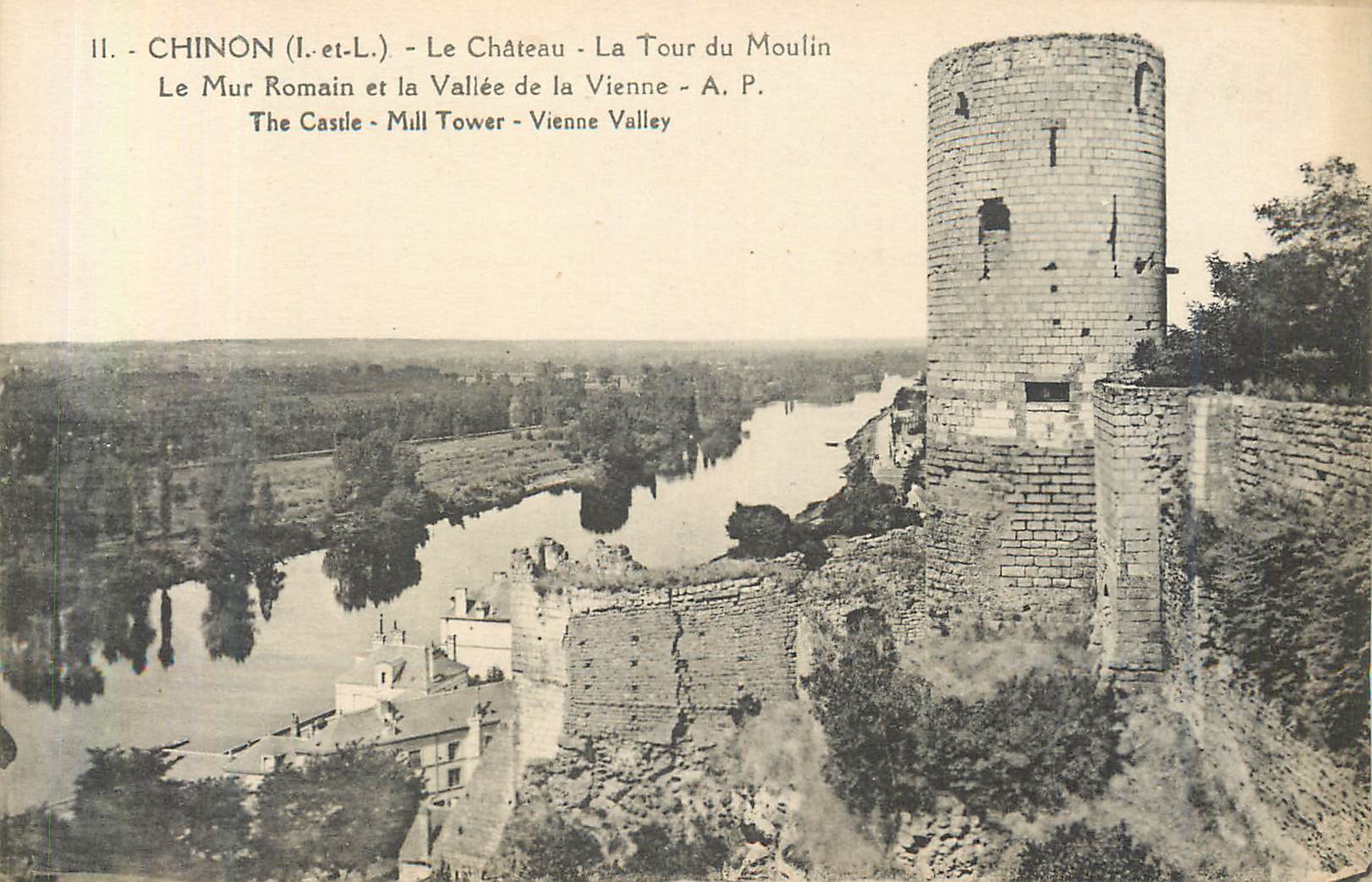 CPA Chinon Le Chateau La Tour du Moulin 