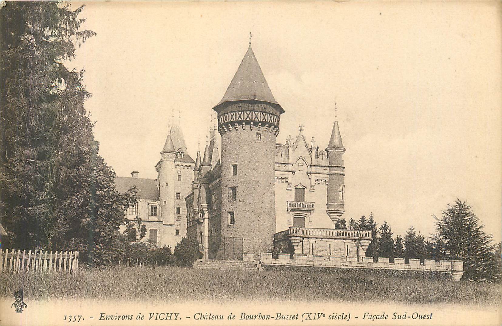 CPA Environs de Vichy Chateau de Bourbon Busset Facade Sud Ouest 