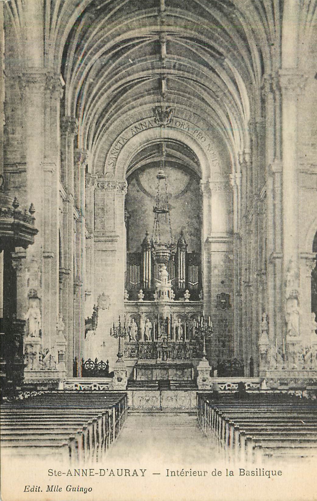 CPA Ste Anne d Auray Interieure de la Basilique 
