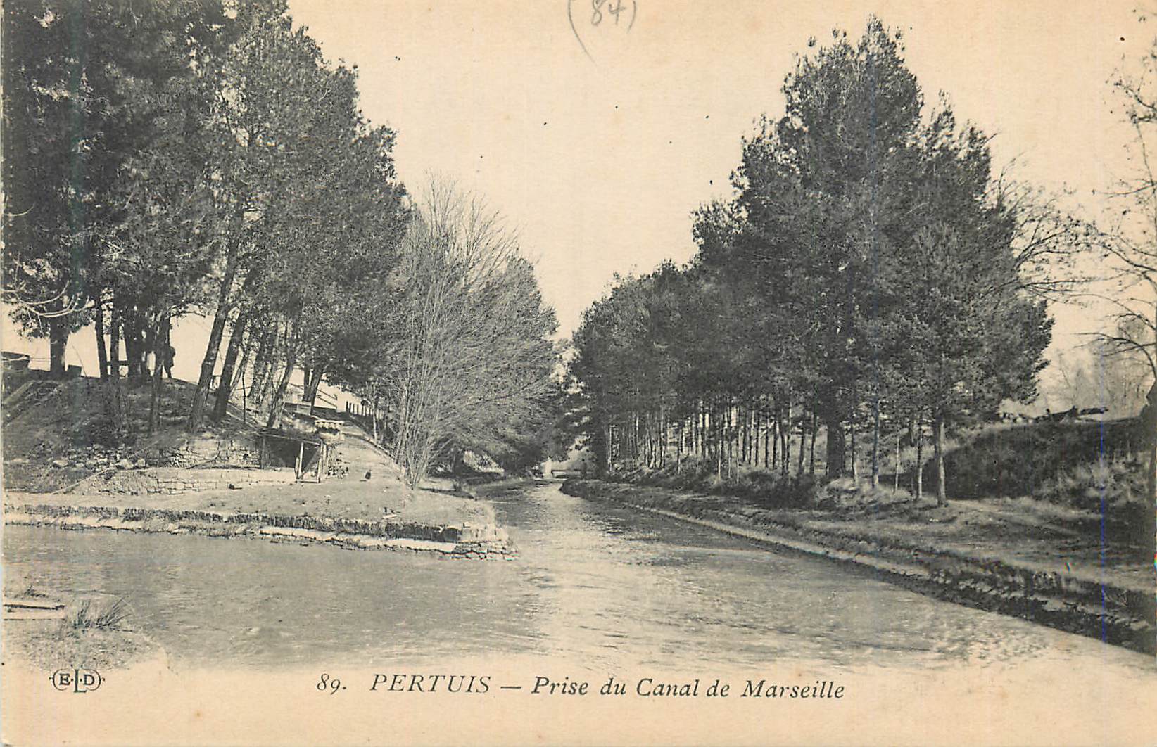 CPA Pertuis Prise du Canal de Marseille 