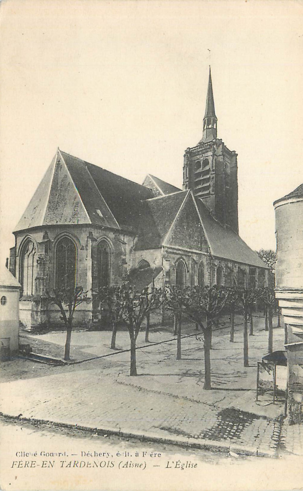 Fère-en-Tardenois (Aisne) — Die Kirche — Verlag in Fère