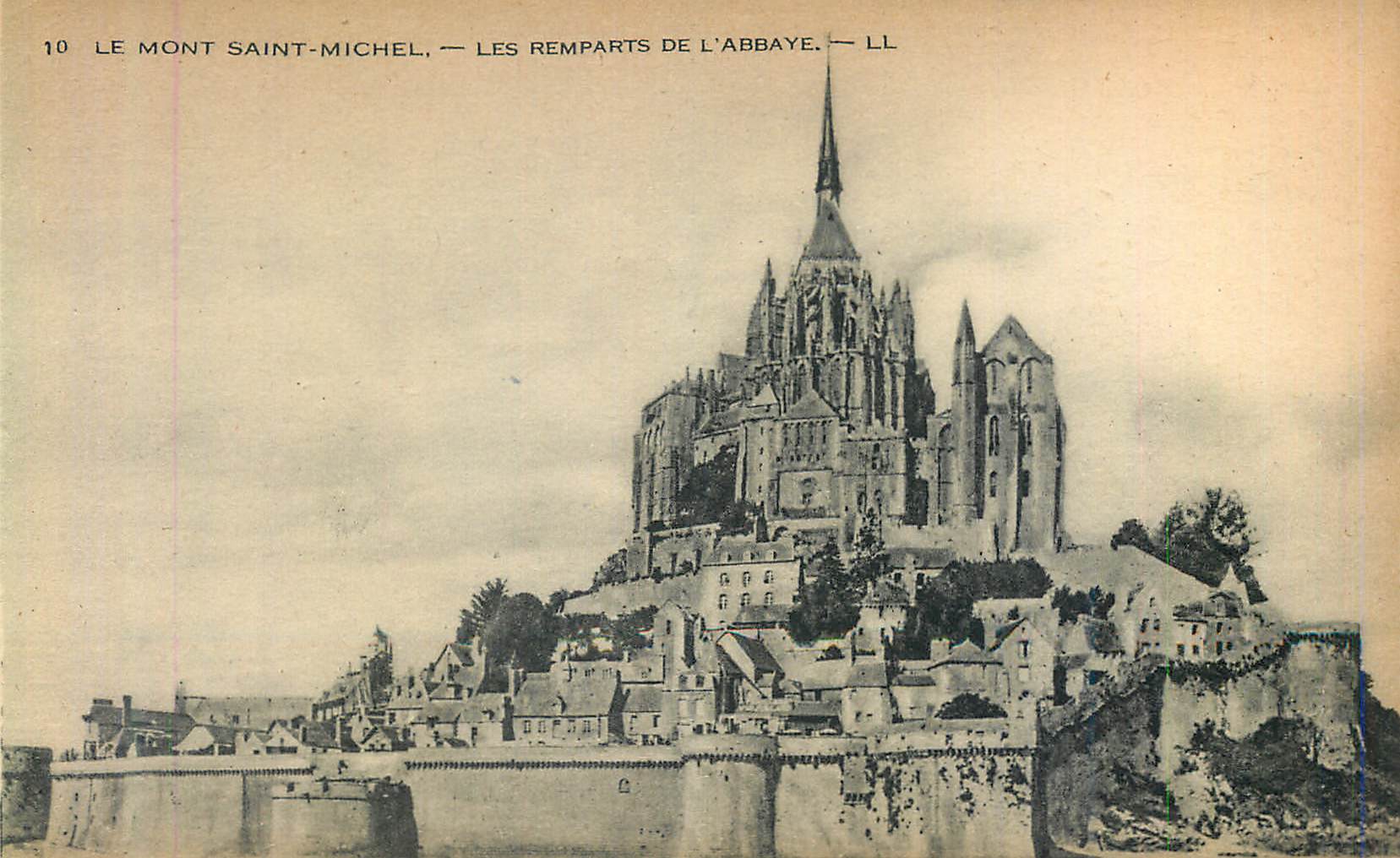 CPA Le Mont Saint Michel Les Remparts de l Abbaye 
