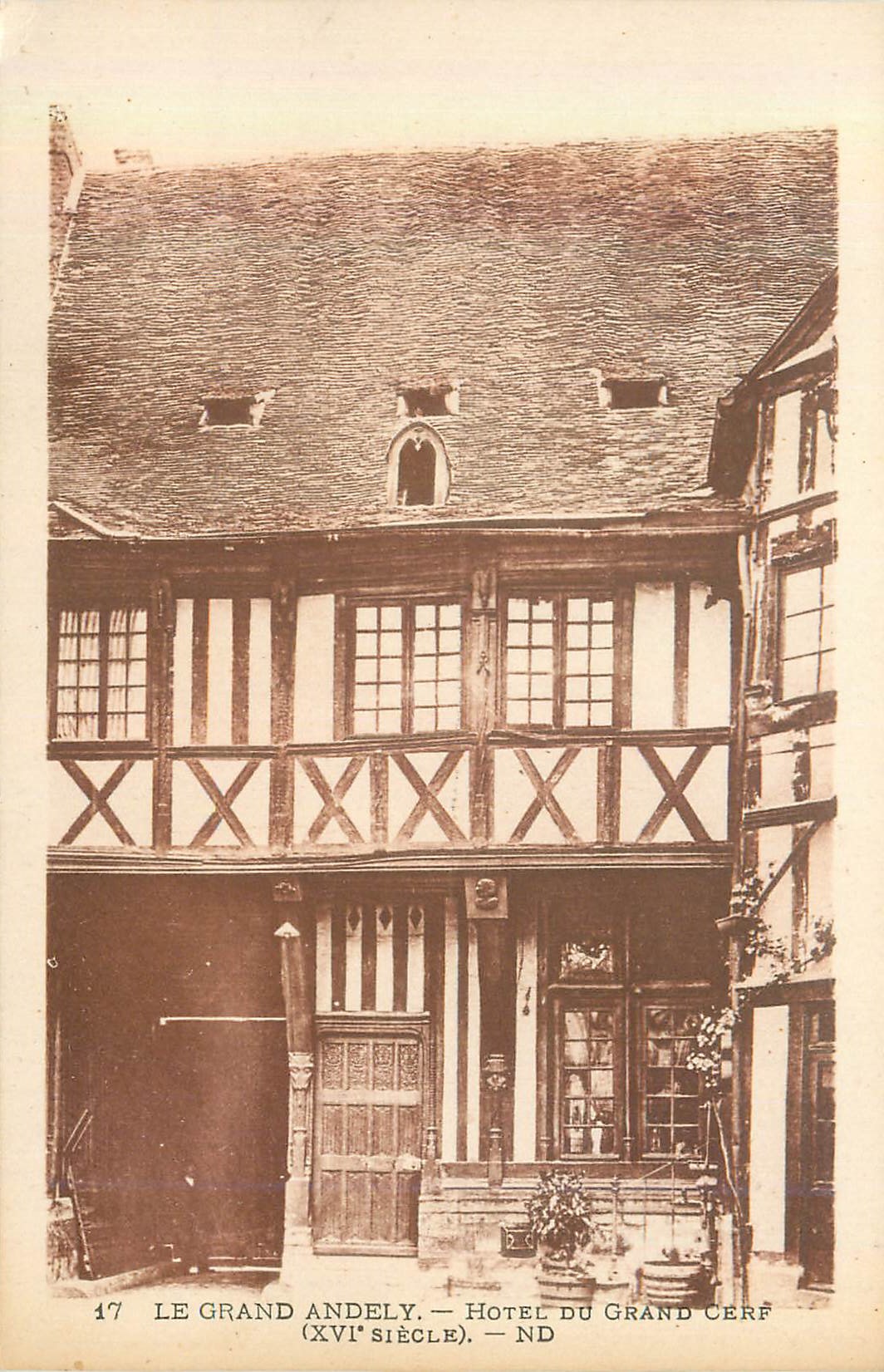 Le Grand Andely — Hôtel du Grand Cerf (XVIe siècle) — ND
