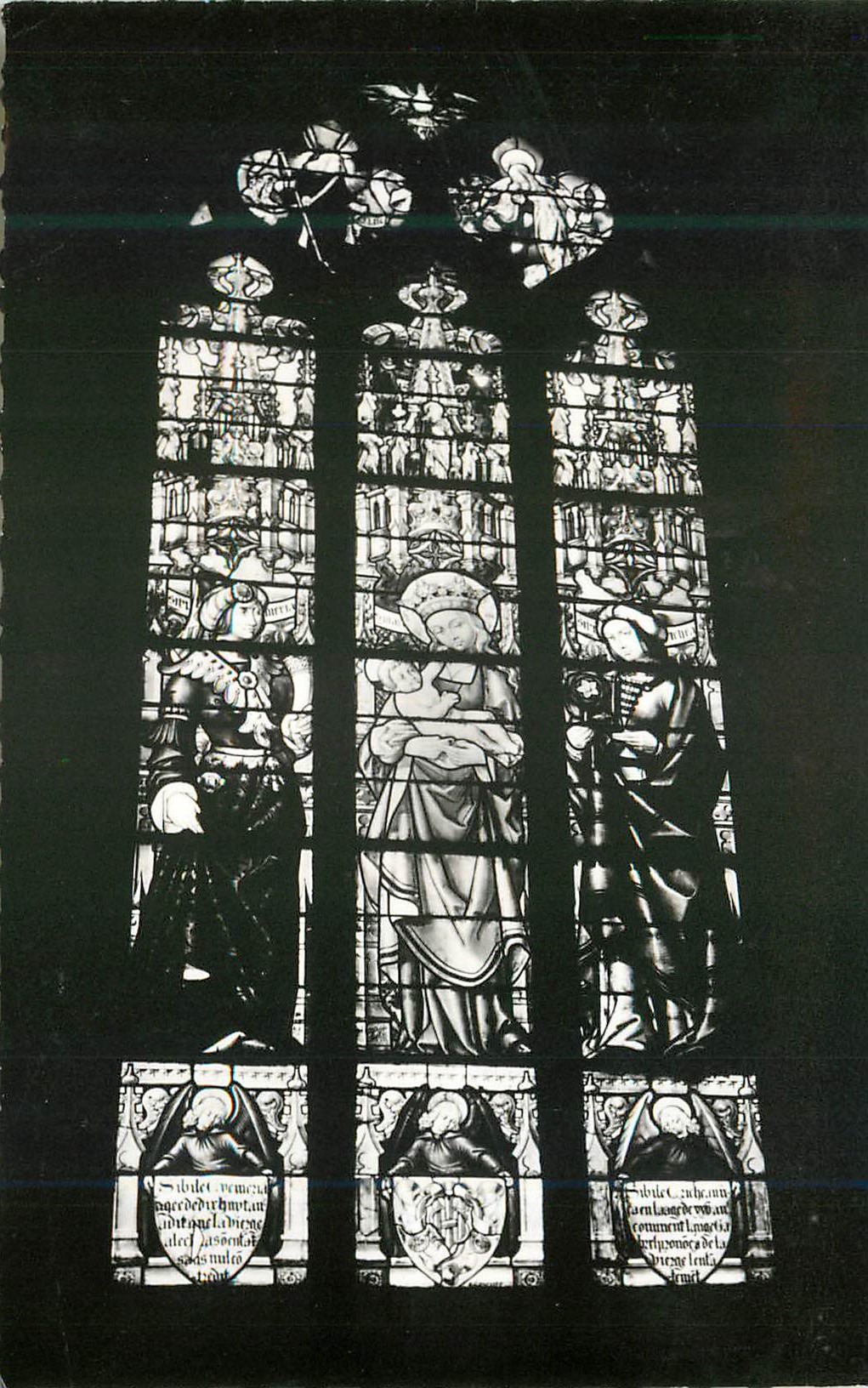 CPM Eglise Saint Michel de Dijon Vitrail du XVI siecle 