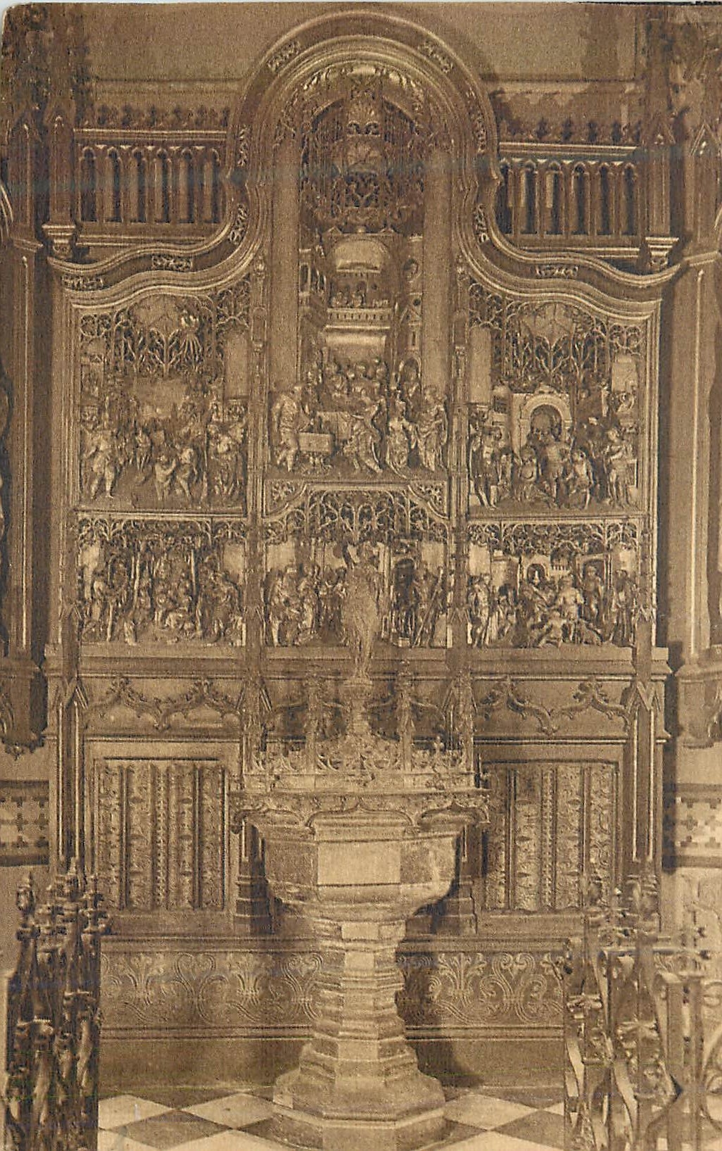 CPA Roubaix Eglise St Martin Retable de St Jean Baptiste 