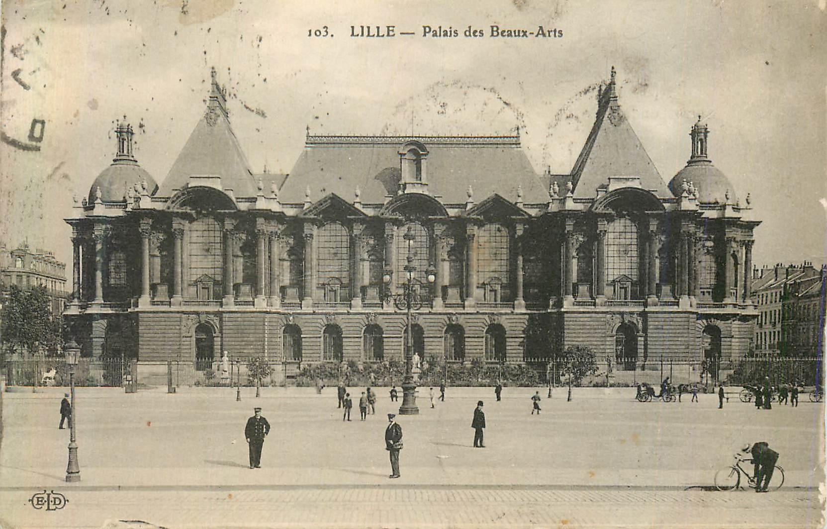 CPA Lille Palais des Beaux Arts 