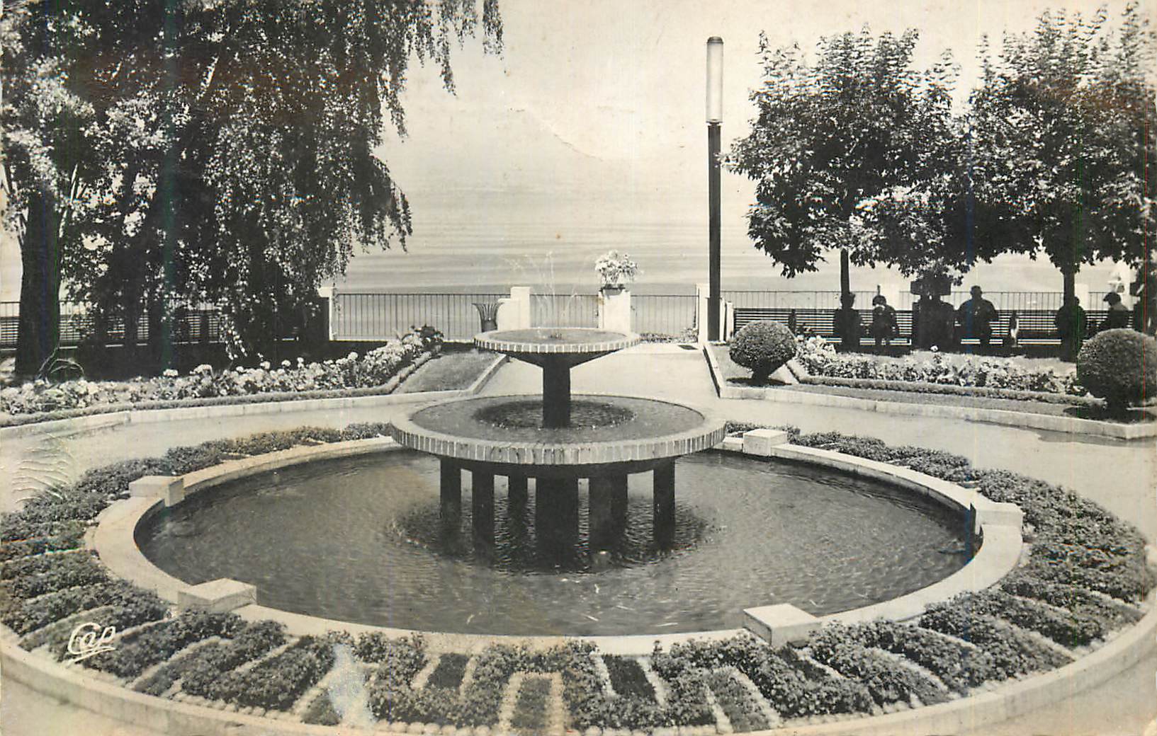 Thonon-les-Bains — La Fontaine — Réal-Photo - Recto