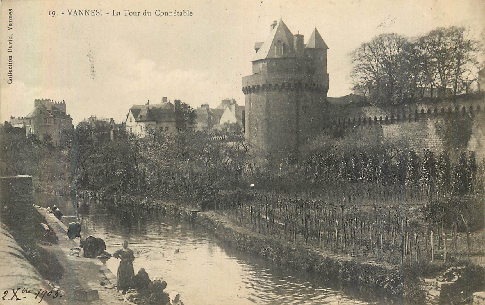 CPA Vannes La Tour du Connetable Lavandieres