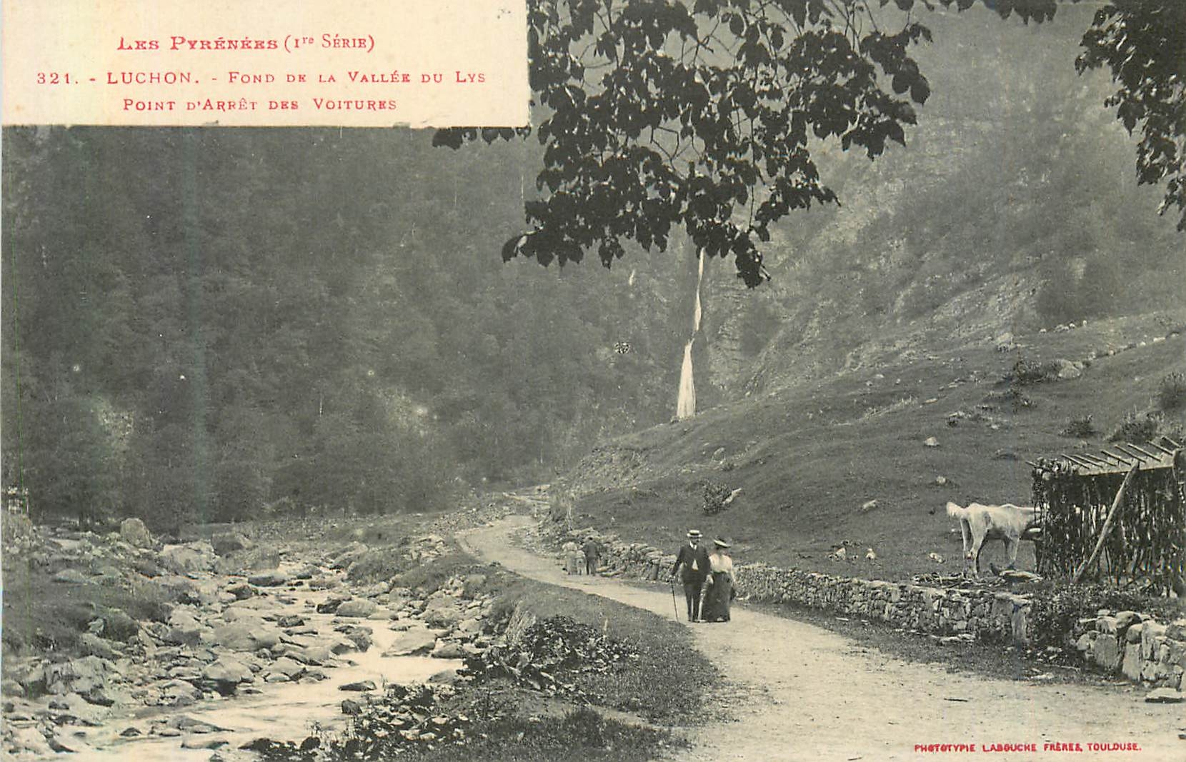 CPA Luchon Les Pyrenees Fond de la Vallee du Lys Point d'Arret des Voitures
