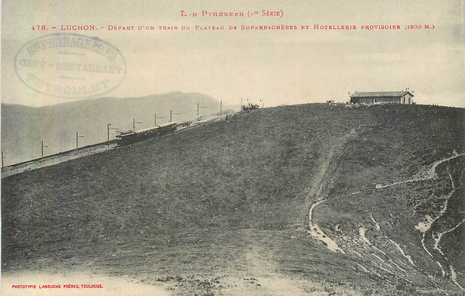 CPA Luchon Les Pyrenees Depart d'un Train du Plateau de Superbagneres