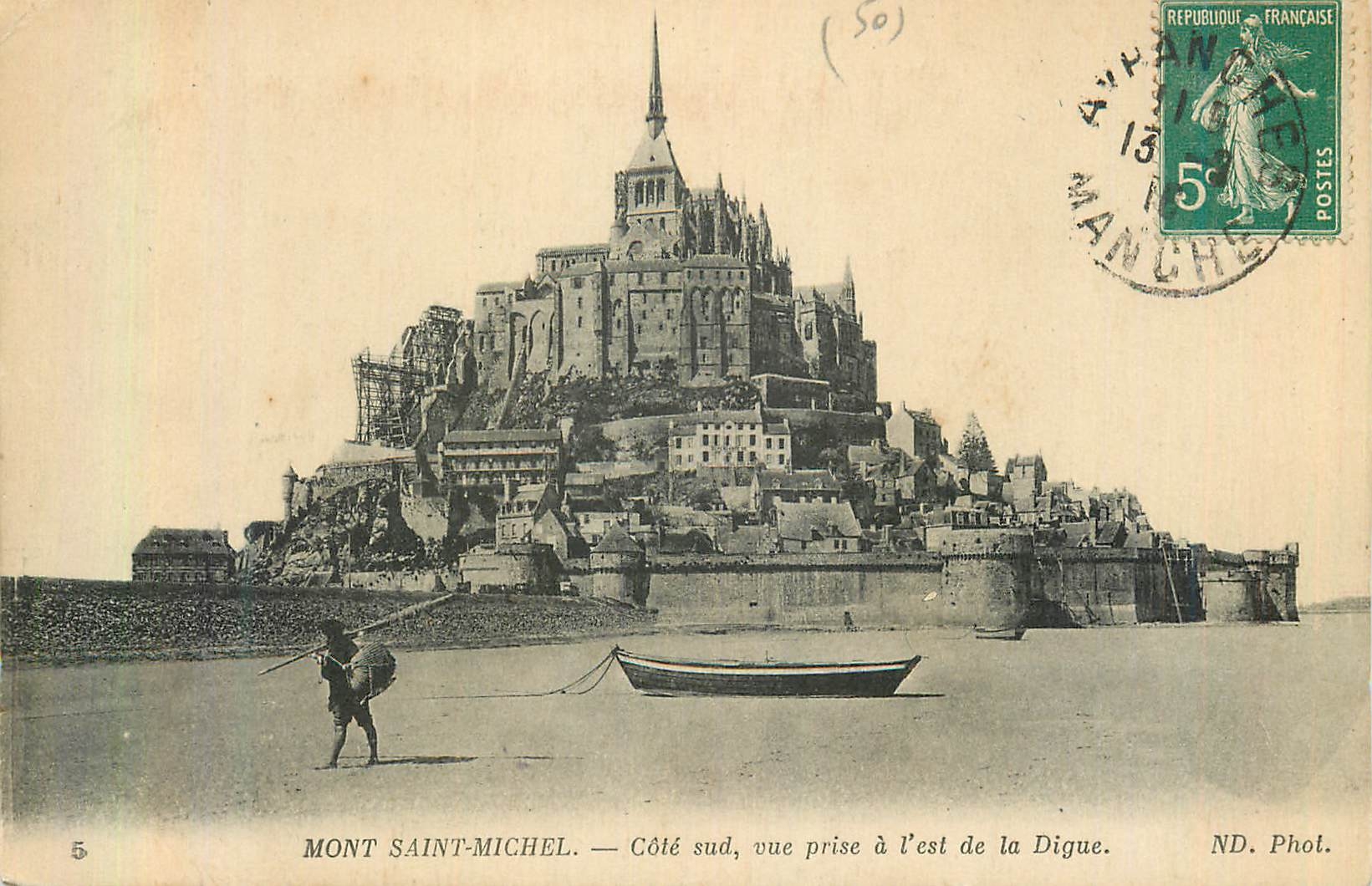 CPA Mont Saint Michel Cote Sud Vue Prise a l'Est de la Digue Pecheur Peche