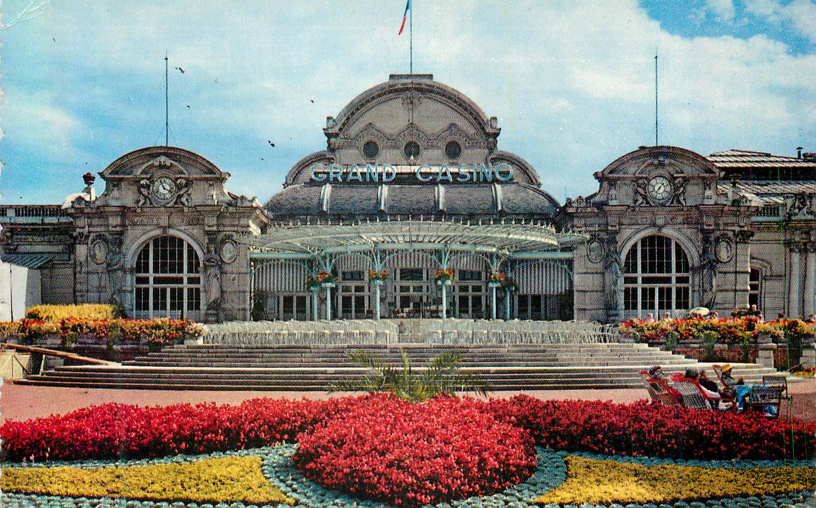 CPM Vichy (Allier) Le Grand Casino