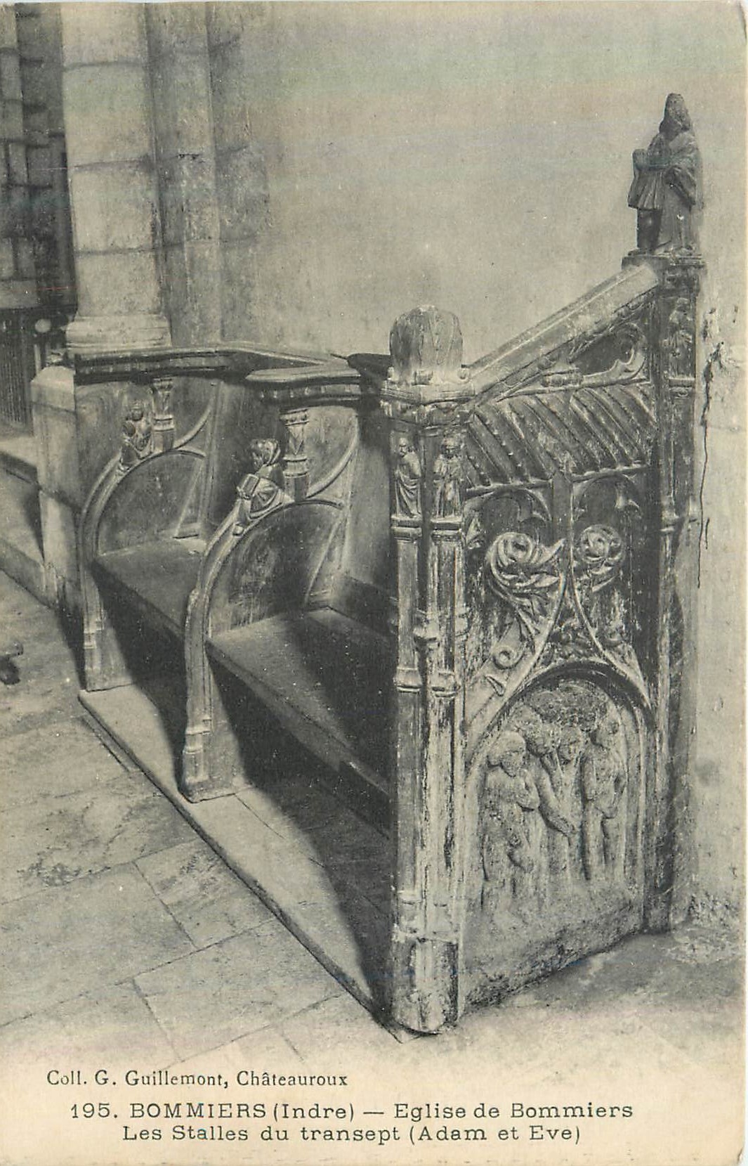 CPA Bommiers (Indre) Eglise de Bommiers Les Stalles du Transept (Adam et Eve)