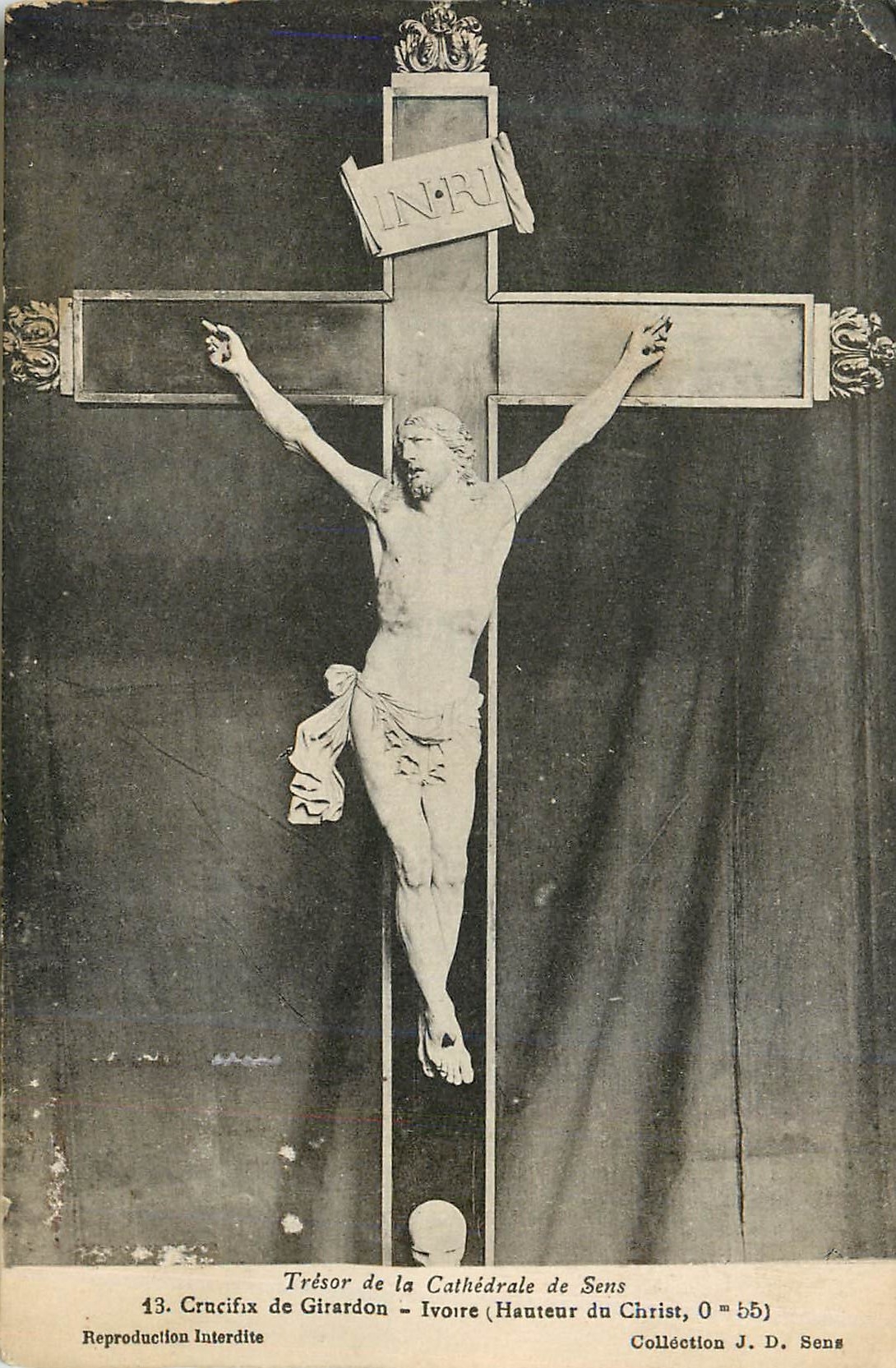 CPA Tresor de la Cathedrale des Sens Crucifix de Girardon Ivoire