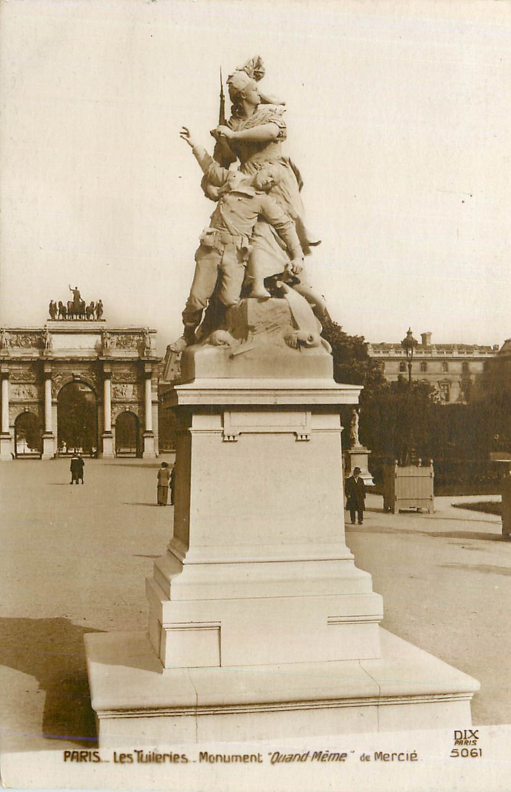 CPA Paris Les Tuileries Monument Quand Meme de Mercie