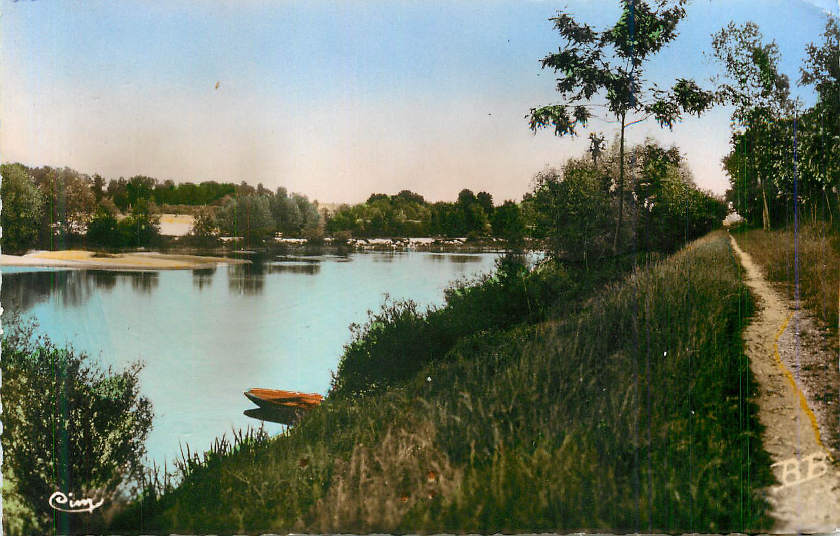 CPM Chatillon s Loire (Loiret) Bords de la Loire