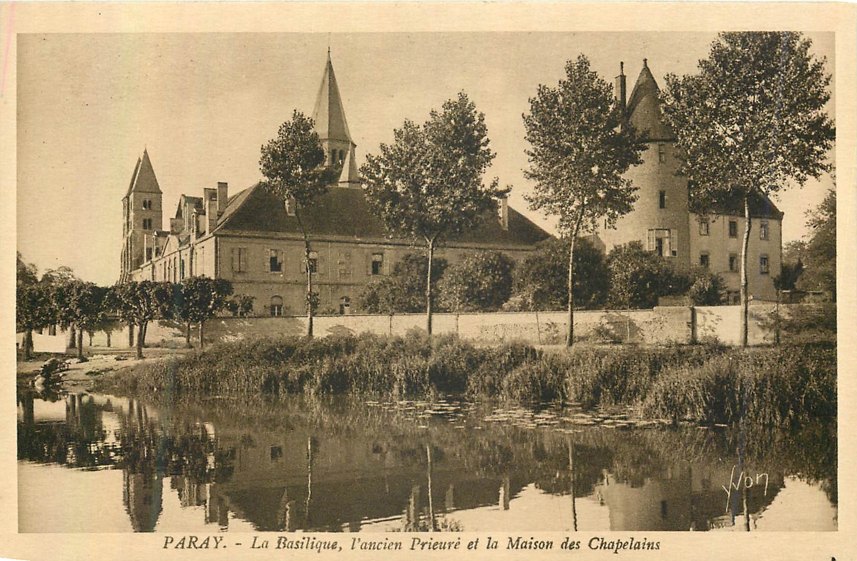 Paray - La Basilique, l'ancien Prieuré et la Maison des Chapelains — Édition d'Art YVON