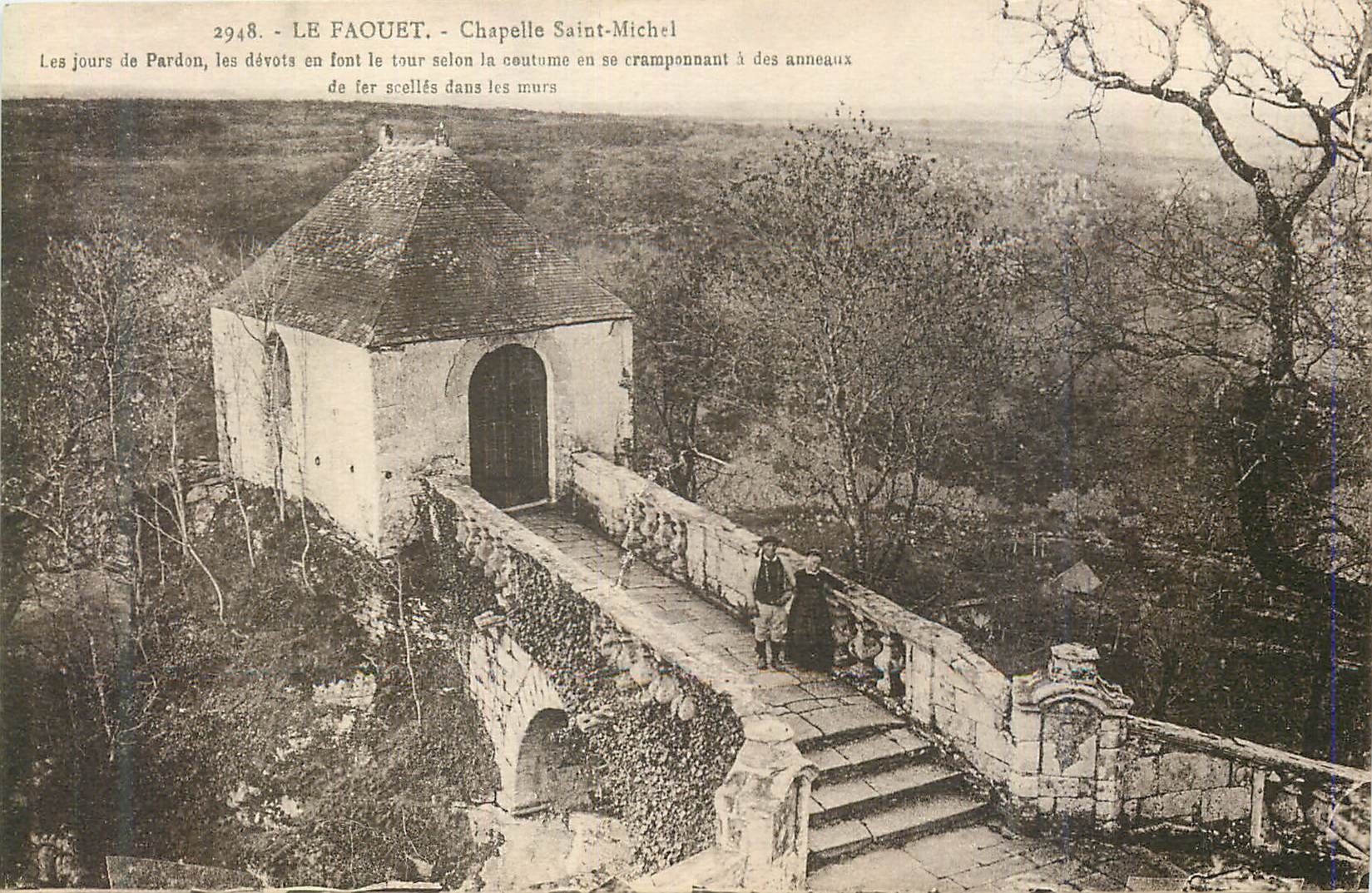 CPA le Faouet Chapelle Saint Michel les Jours de Pardon
