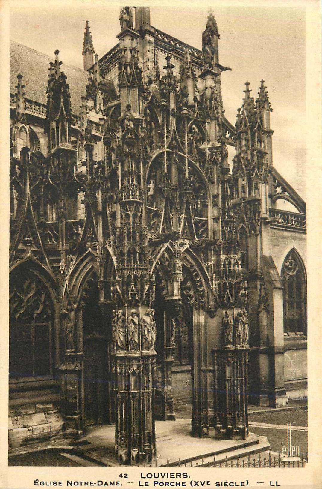 CPA Louviers Eglise Notre Dame le Porche (XVe siecle) 
