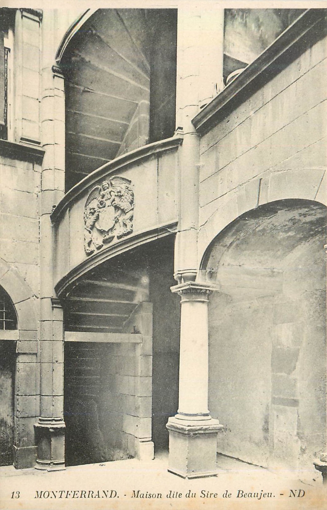 CPA Montferrand Maison dite du Sire de Beaujeu