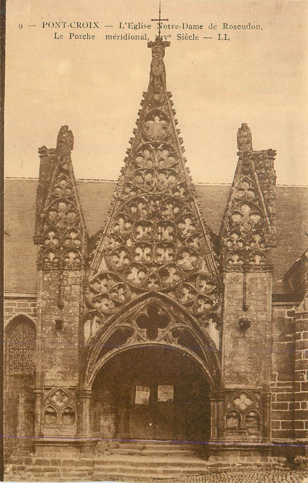 CPA Pont Croix l'Eglise Notre Dame de Roseudon le Porche Meridional XIVe Siecle