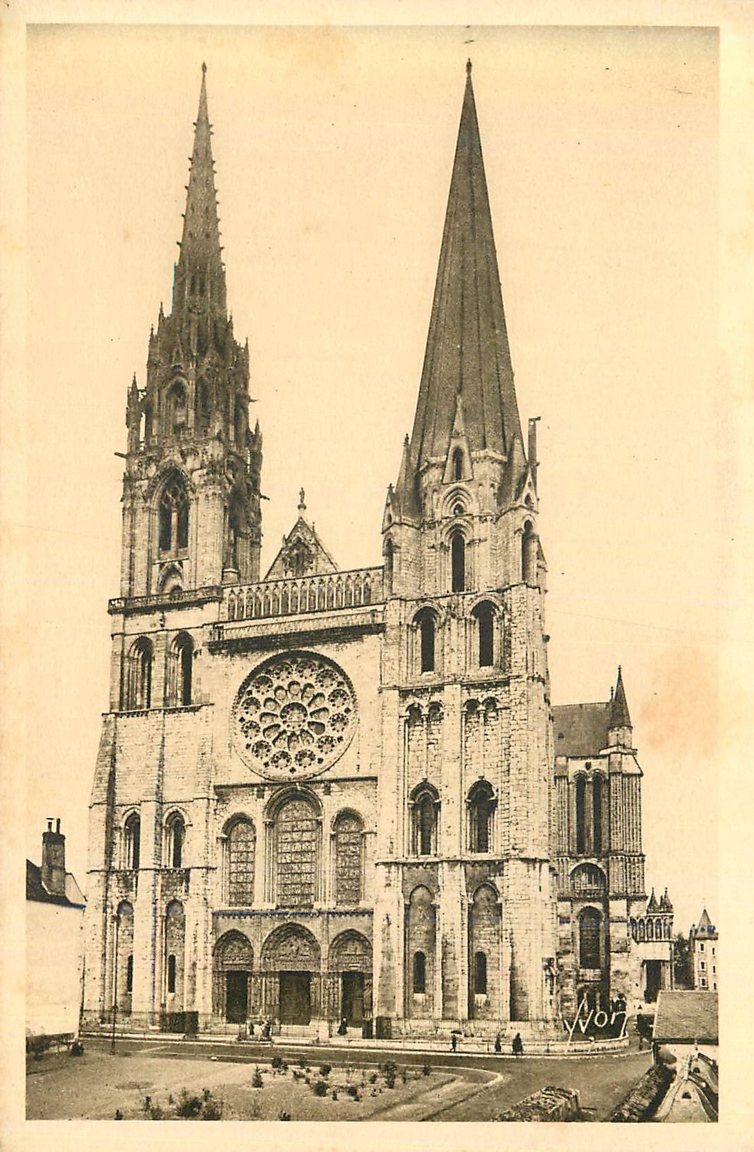 Chartres - La Cathédrale — Éditeur : La Douce France