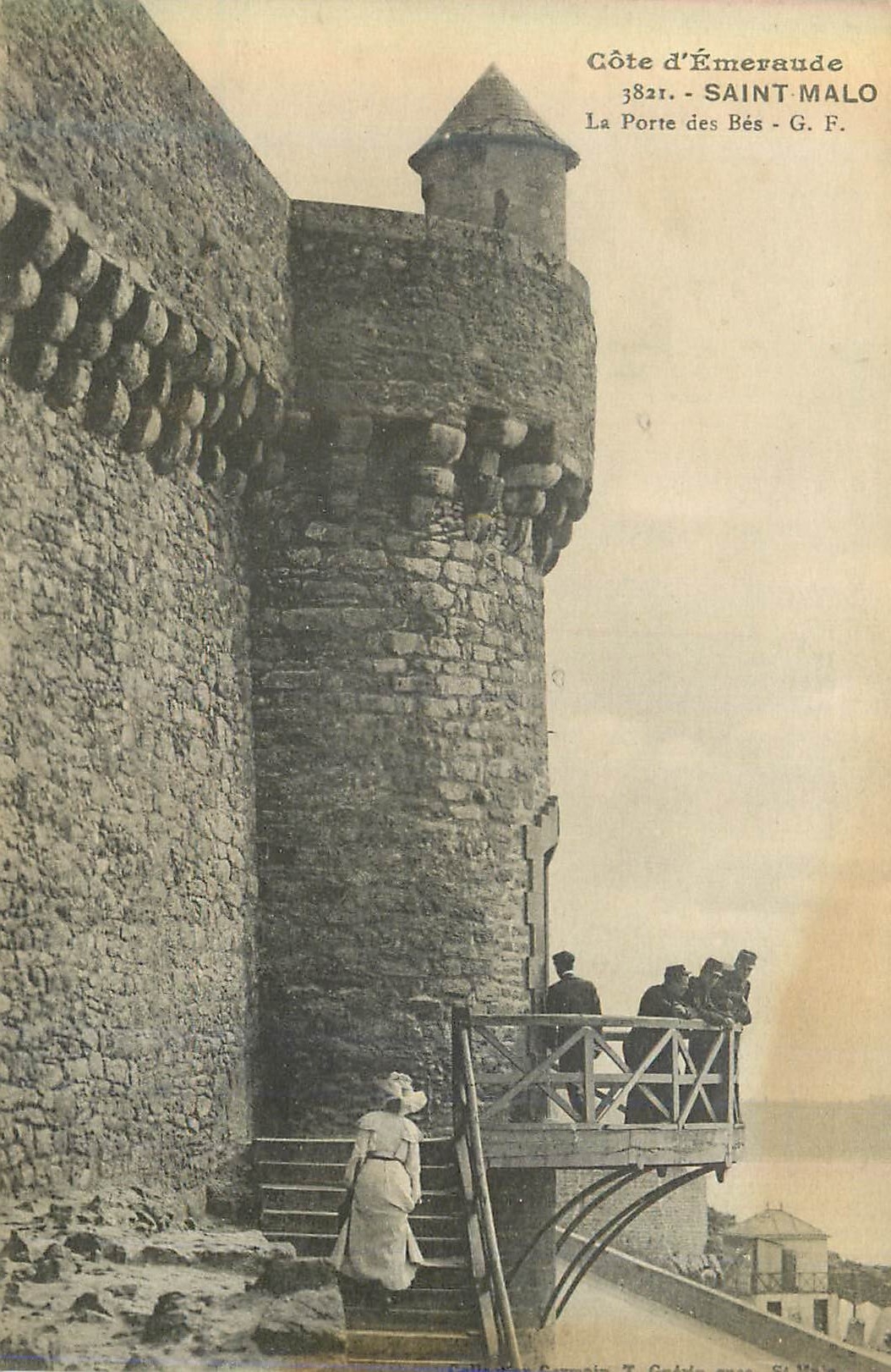 La Porte des Bés — Côte d'Émeraude — Saint-Malo — G. F.