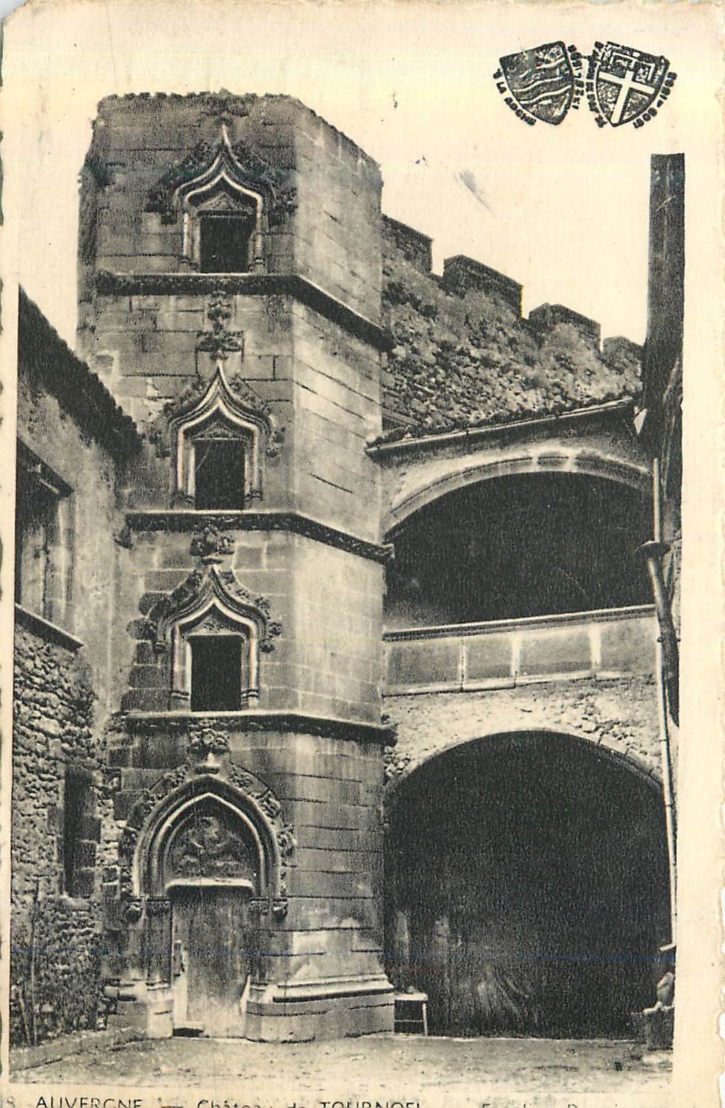 CPA Auvergne Le château de Tournoel Escalier Renaissance