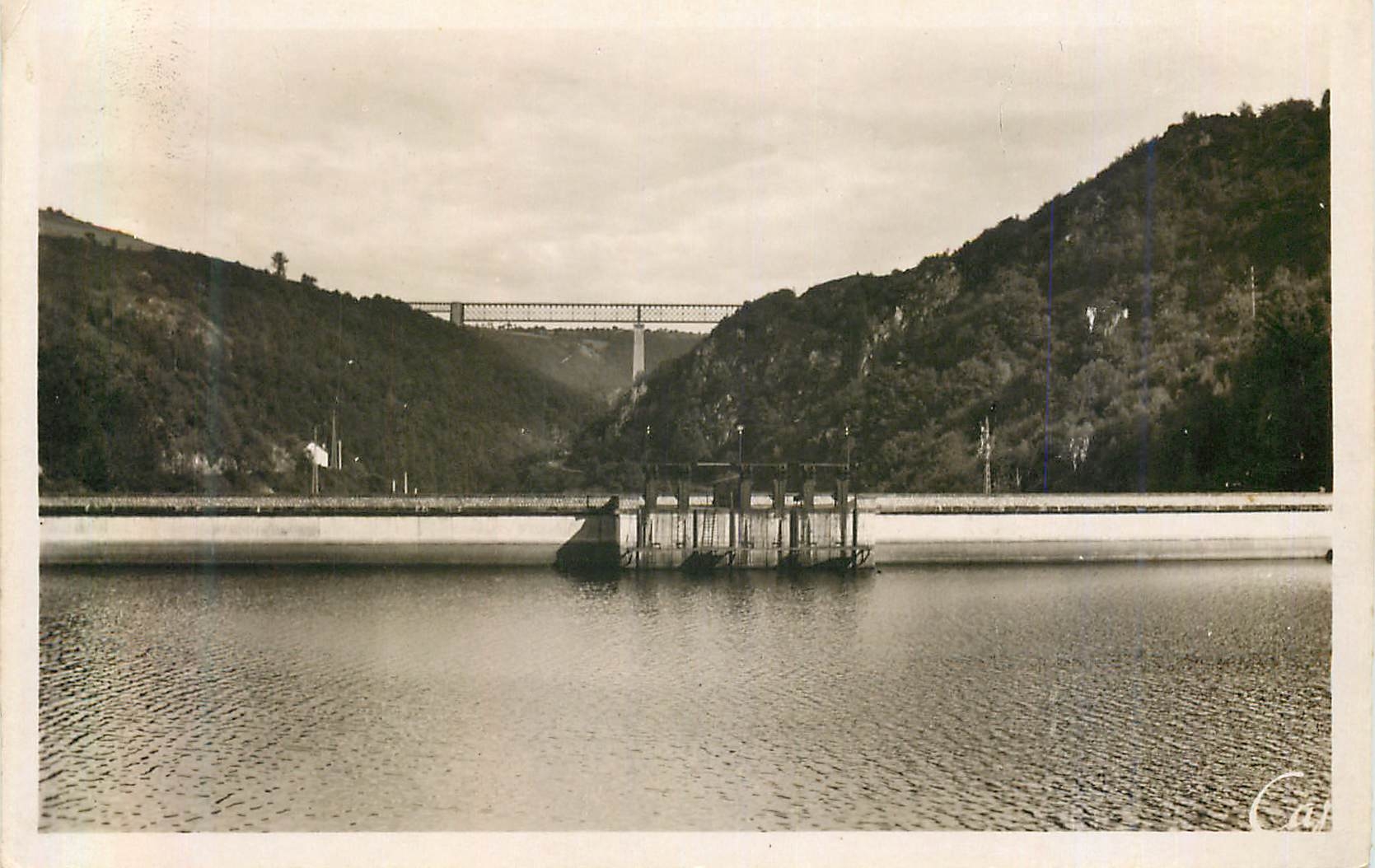 CPM le Viaduc des Fades et le Barrage