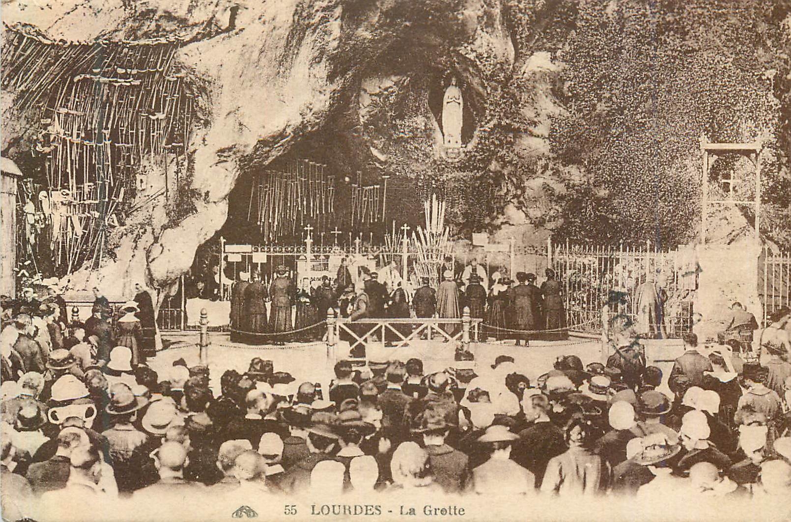 CPA Lourdes la Grotte
