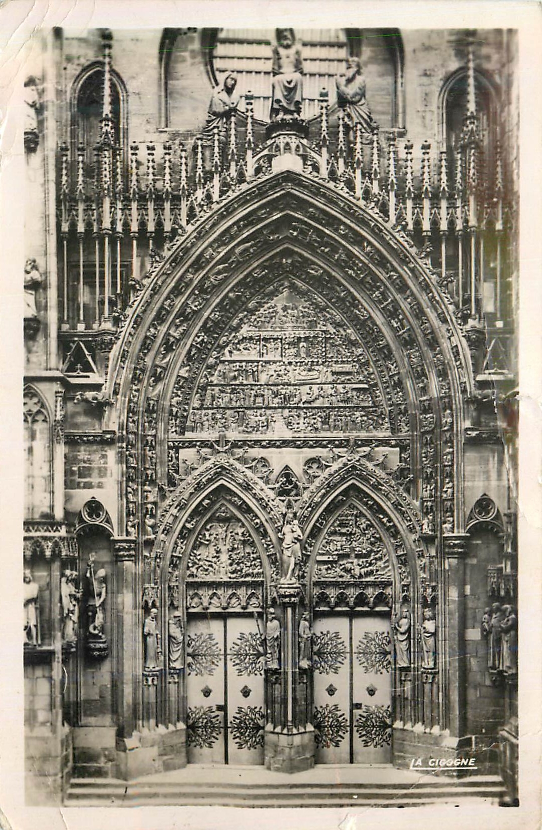 CPA Thann (Haut Rhin) la Cathedrale le Portail Central
