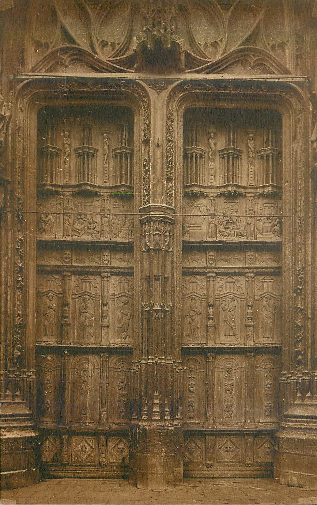 CPA Abbeville (Somme) Portail Lateral St Vulfran